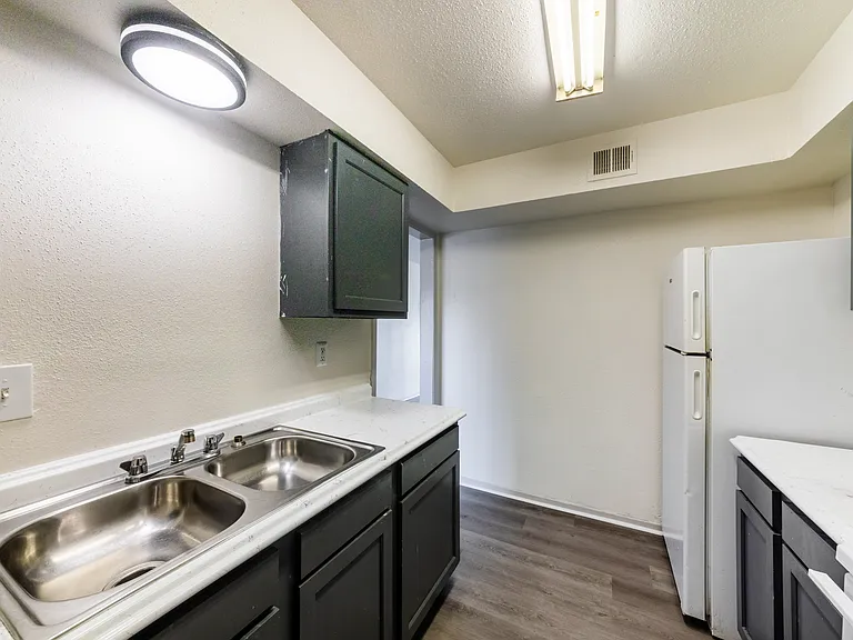 The Heights at Post Oak — Photo 40