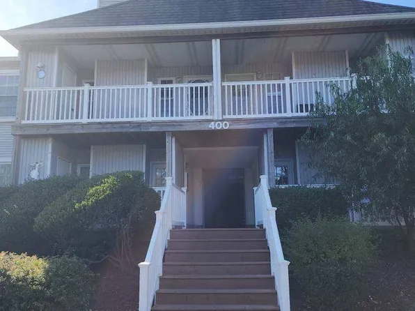 401 Waters Edge Dr, Newark, DE 19702