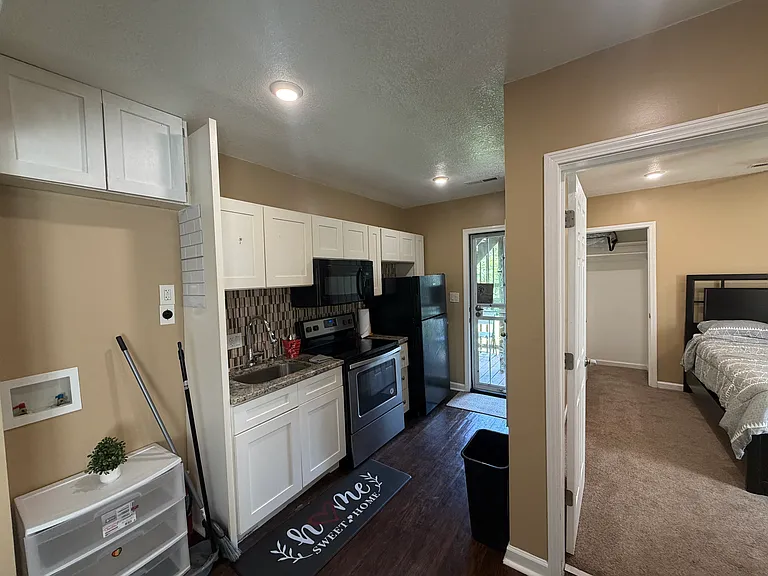 3237 Garfield Ave #1B — Photo 8