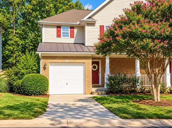437 Red Coat Ln, Woodstock, GA 30188