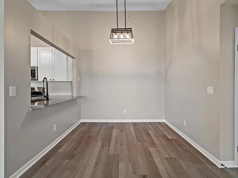 Cherry Tree Village Apartments — Photo 138
