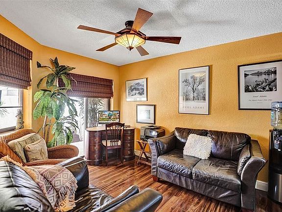 3rd image of 7616 Fairfax Drive #I-109