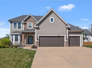 22518 W 56th St, Shawnee, KS 66226