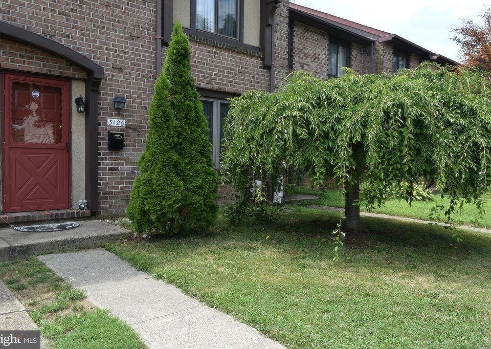 3126 E Village Rd, Holland, PA 18966 Zillow