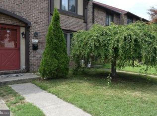 3126 E Village Rd, Holland, PA 18966