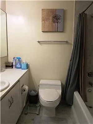 Rented by R New York | media 33