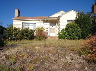 3921 39th Ave SW, Seattle, WA 98116