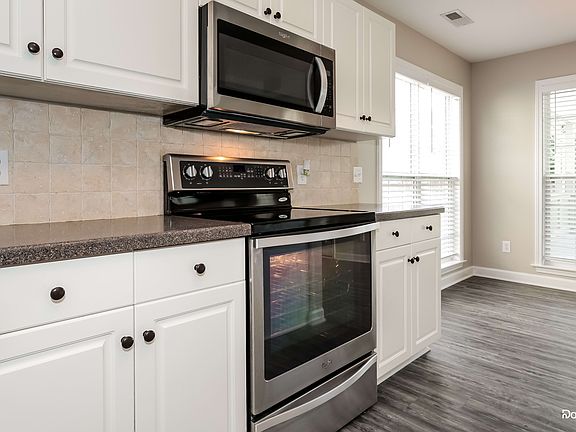 4th image of 1661 Finwick Dr