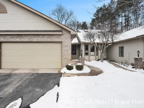 2195 Jonathan Ct SW, Byron Center, MI 49315