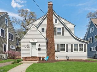 582 Sherwood Pkwy, Westfield Town, NJ 07090