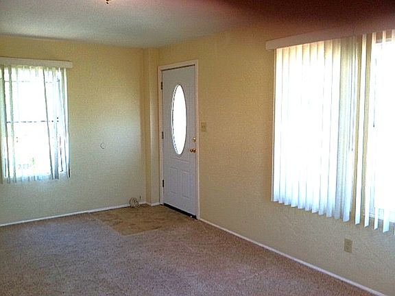 3rd image of 4226 Wilson Ave #B