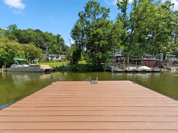 151 N Shore Dr, Lexington, NC 27292