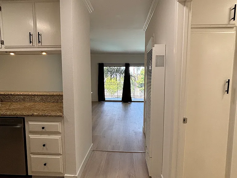 3320 Redondo Beach Blvd, Torrance, CA 90504 — Photo 4