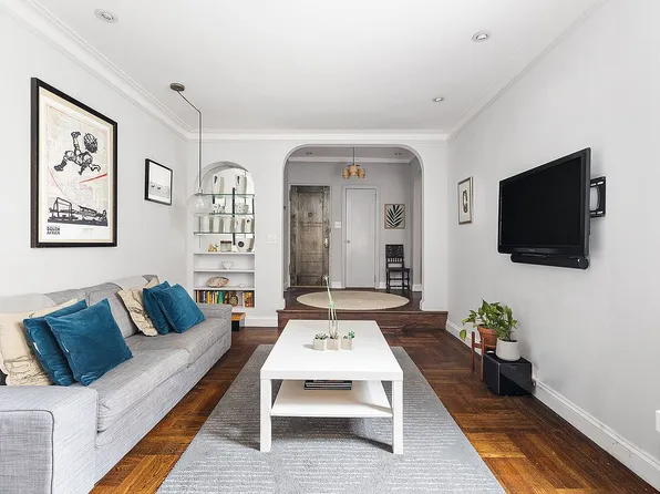 225 W 25th St APT 5G, Manhattan, NY 10001