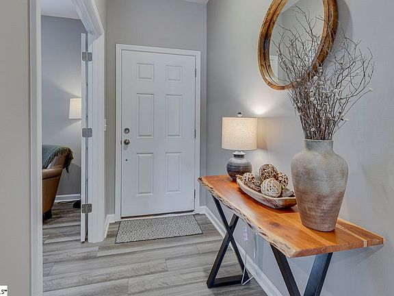 3rd image of 303 Paneer Ln