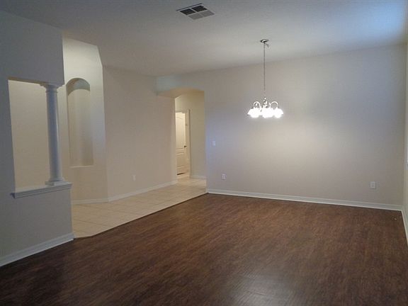 2nd image of 305 Down Pine Dr