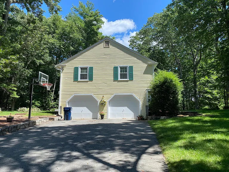 1 Stonehill Rd — Photo 8