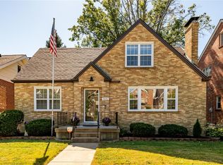 5226 Walsh St, Saint Louis, MO 63109