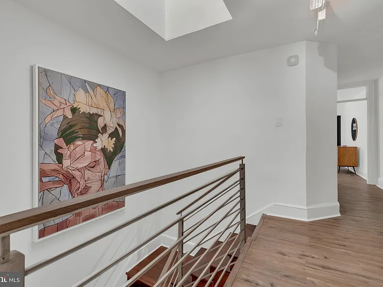 915 5th St NW — Photo 32