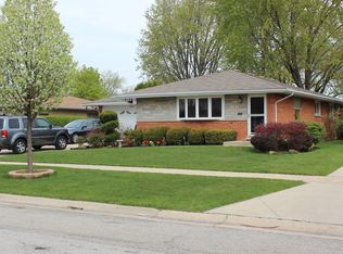 456 Lance Dr, Des Plaines, IL