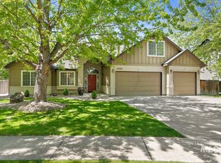 1099 N Caledonia Pl, Eagle, ID 83616