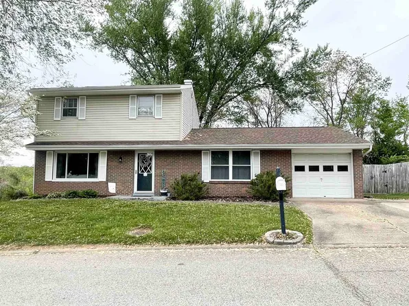 207 Iroquois Trl, Ona, WV 25545