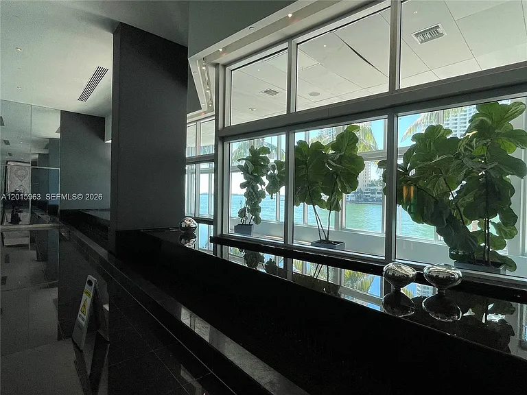 335 Biscayne Blvd #3603 — Photo 17