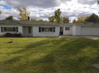 5037 W Coldwater Rd, Flint, MI 48504