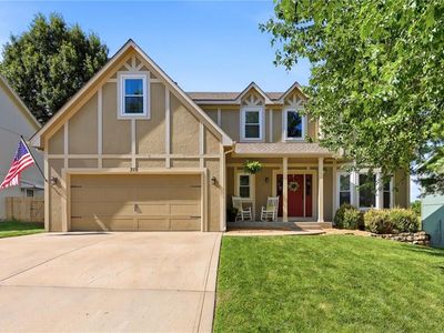 318 Shannon Ave, Smithville, MO, 64089