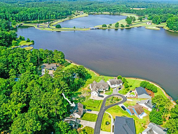 3rd image of 951 S Bay Dr