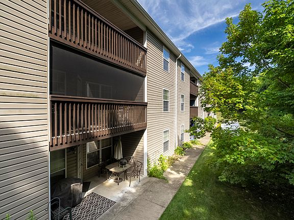 5th image of 138 Langshire Ct