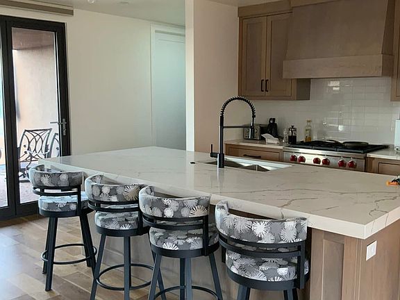 3rd image of 766 W Shinava Dr