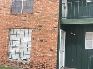 114 Hummingbird Ln #C, Lafayette, LA 70506