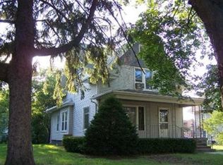 109 S Walnut Ave, New Hampton, IA 50659