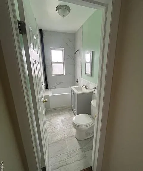 369 Warburton Ave #4A — Photo 6