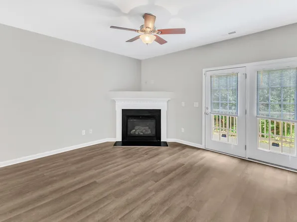 2705 Wyntercrest Ln, Durham, NC 27713
