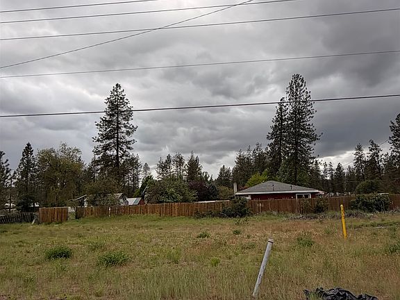 5th image of W Seven Mile Rd