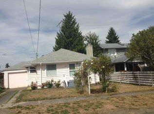 3230 NE 98th St, Seattle, WA 98115