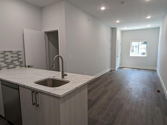 2nd image of 2252 N Delhi St #1