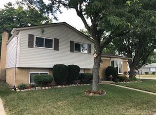 32308 Sheffield Ct, Fraser, MI 48026