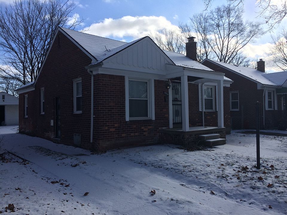 2nd image of 19156 Avon Ave