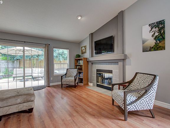 4th image of 758 SE 55th Pl