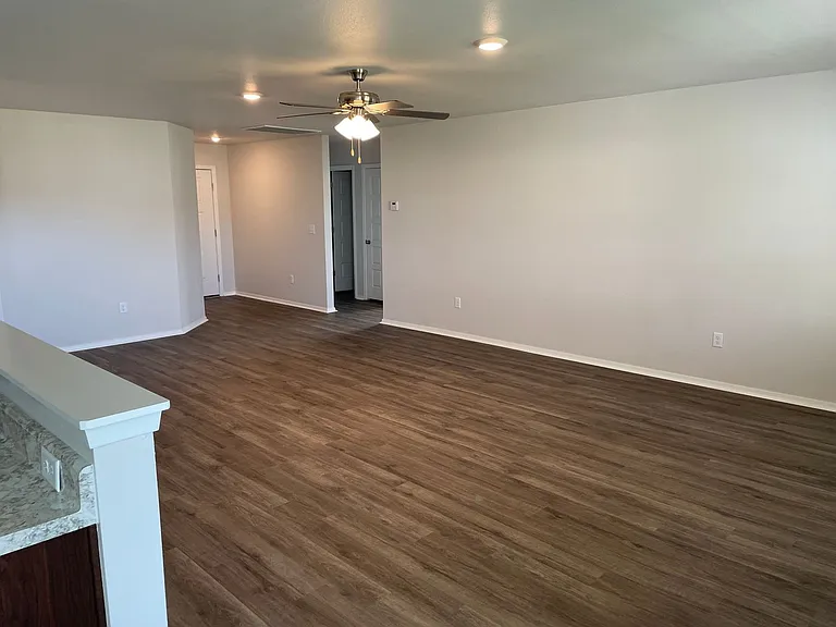 3300 E Jace St — Photo 6