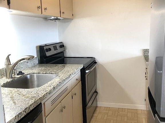 5th image of 7505 SE 28th St APT 207