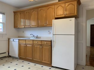 26 Beechcroft St APT 4, Brighton, MA 02135
