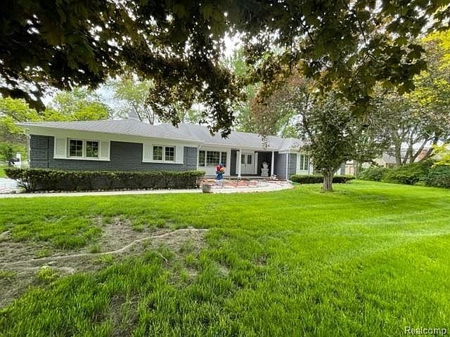 brick ranch