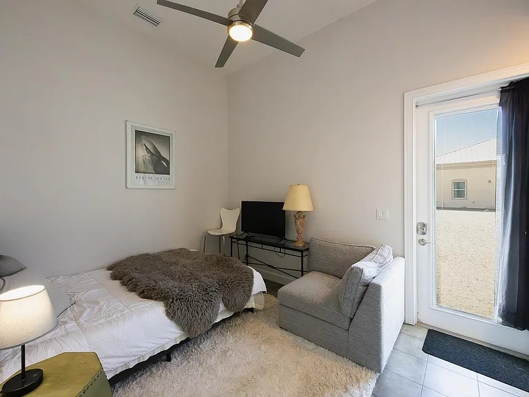 10601 Tamis Trl #STALLS — Photo 28