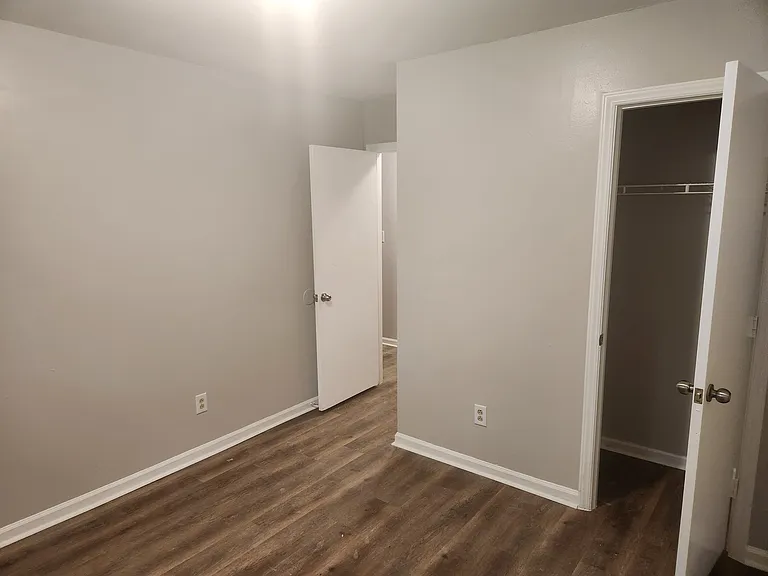 403 Stanton Dr — Photo 17