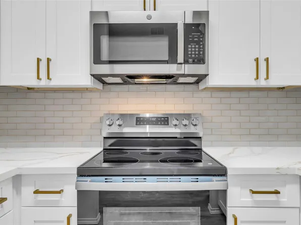 4900 Floyd St Unit 10, Houston, TX 77007