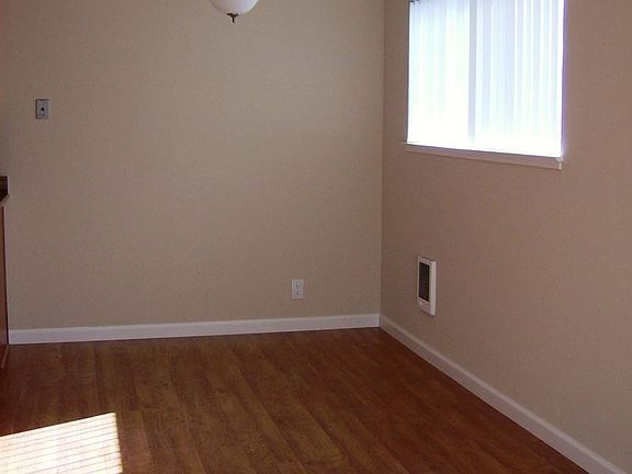 4th image of 1608 Hollenbeck Ave APT 14